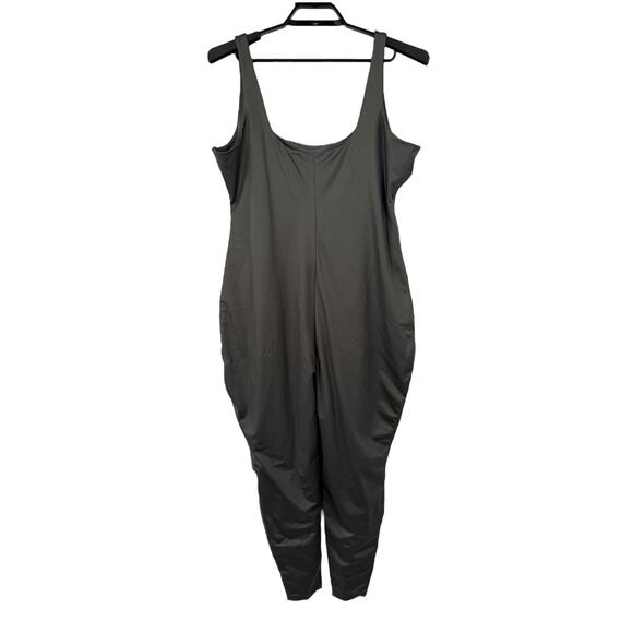Skims Jumpsuit All in One Shine bodysuit gray size 4X DEFECT - Picture 3 of 7